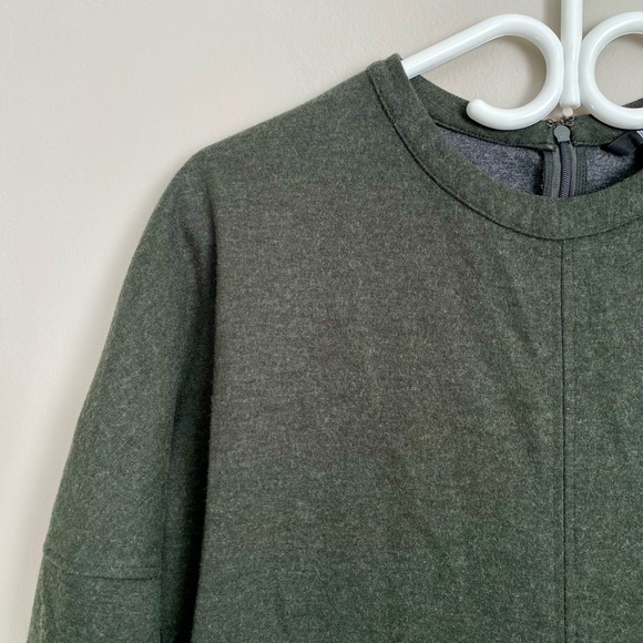 Uniqlo wool mini dress - Picture 2 of 5